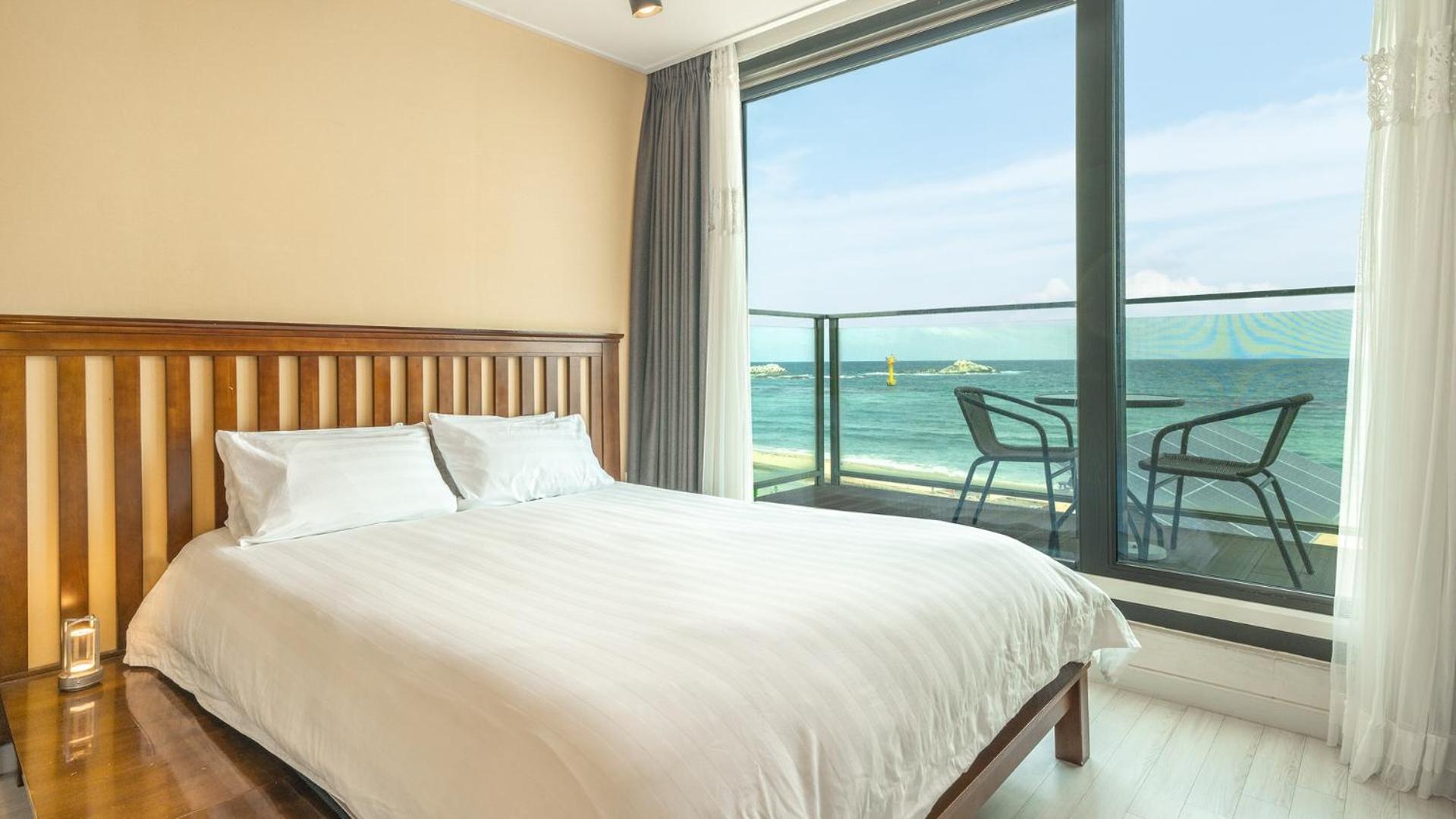 Goseong Littlesquare Oceanview Pension Quarto foto